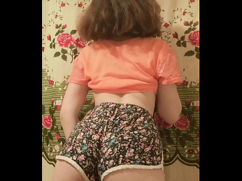 ❤️ Sexy jonge babe die haar short uittrekt voor de camera ❤  Sex at nl.shufflesex.ru ﹏
