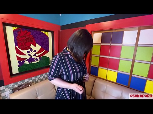 ❤️ Japanse cutie met grote tieten masturbeert met sexspeeltjes en heeft een orgasme. Ze vertelt in een interview over haar neukervaring. Enorme tieten en harig kutje die luid kreunen. Osakaporn ❤  Sex at nl.shufflesex.ru ﹏